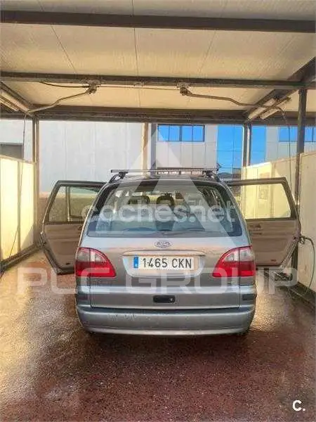 2003 Ford GALAXY
