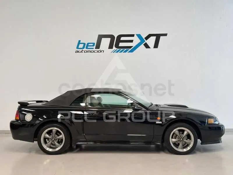 2003 Ford MUSTANG