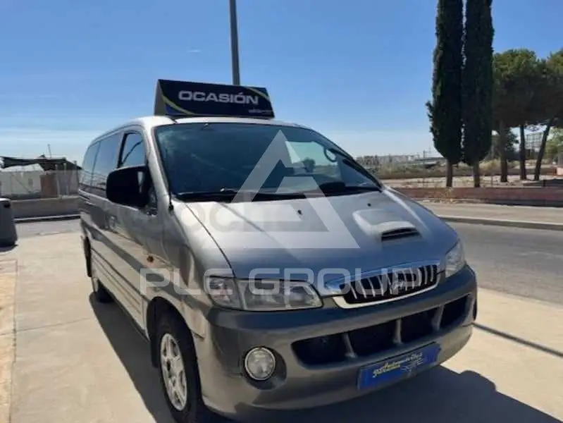 2003 Hyundai H-1