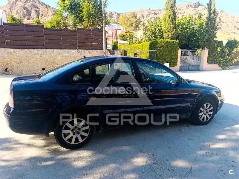 2003 Volkswagen Passat