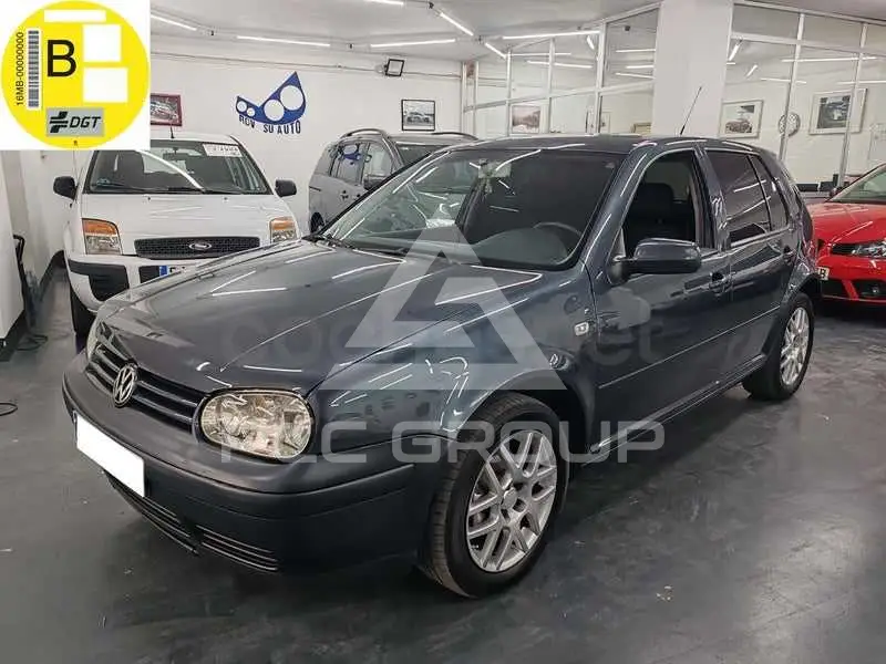 2003 Volkswagen GOLF