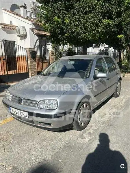 2003 Volkswagen GOLF