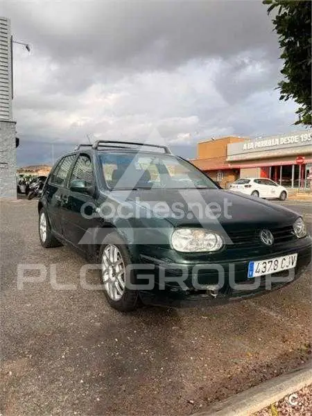 2003 Volkswagen GOLF