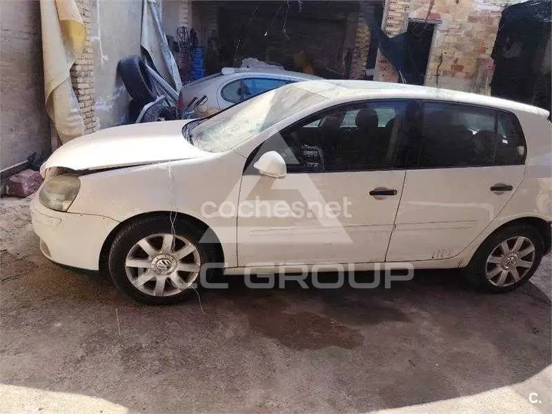 2003 Volkswagen GOLF