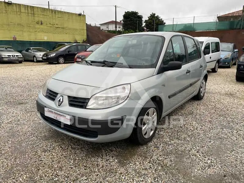 2003 Renault Scenic