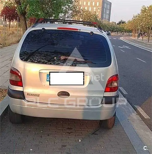 2003 Renault Scenic