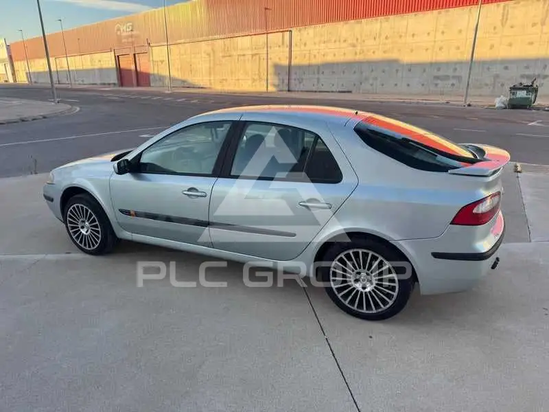 2003 Renault Laguna