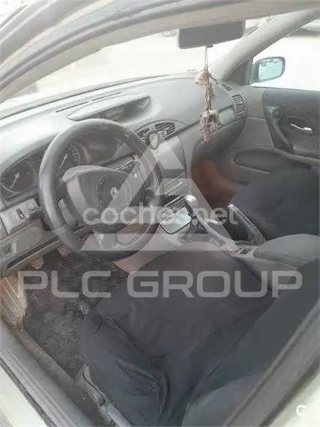 2003 Renault Laguna