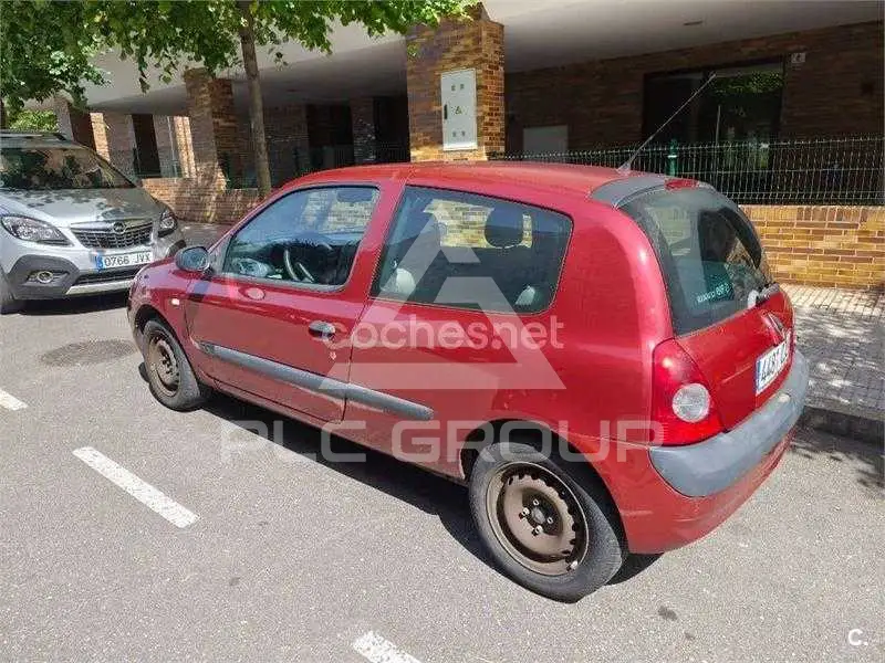 2003 Renault Clio