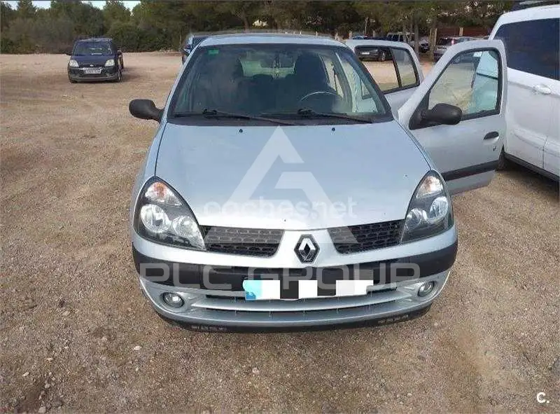 2003 Renault Clio