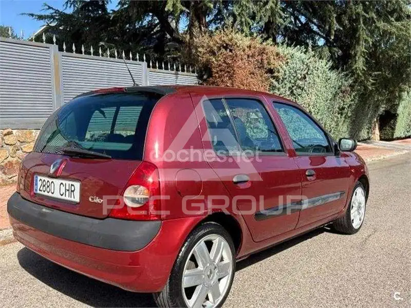 2003 Renault Clio