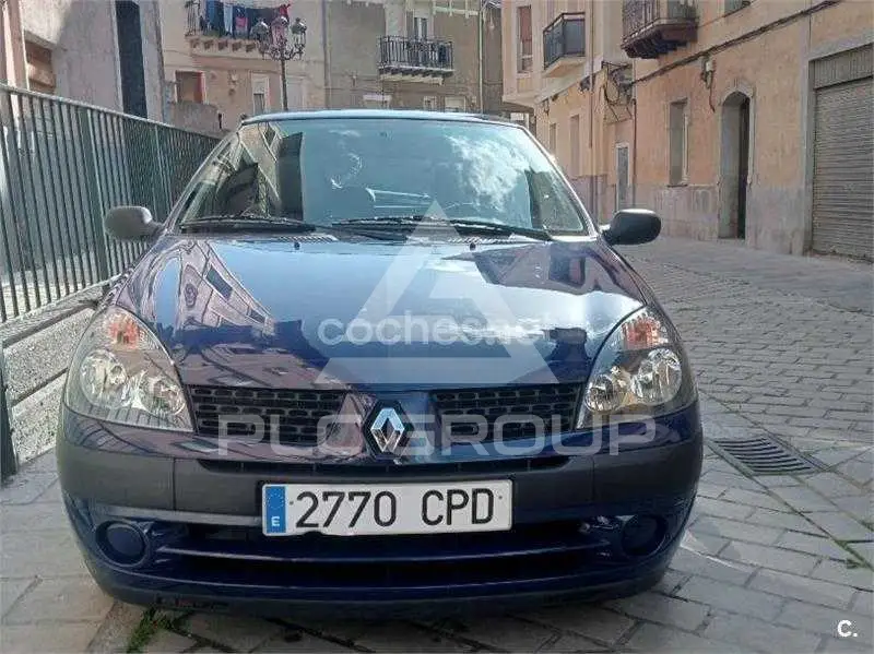 2003 Renault Clio
