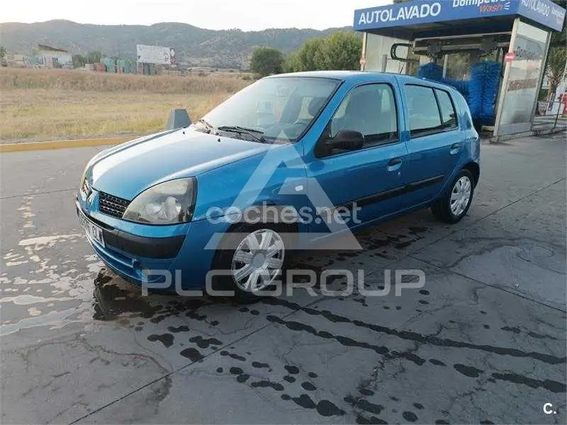2003 Renault Clio