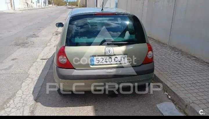 2003 Renault Clio