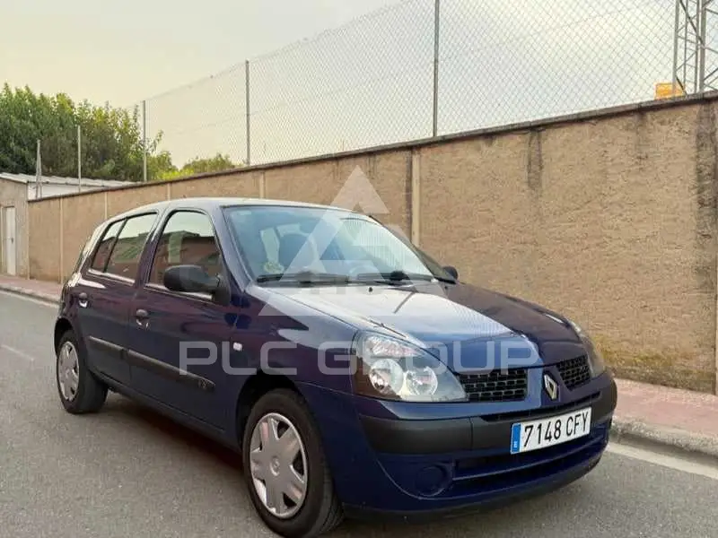 2003 Renault Clio