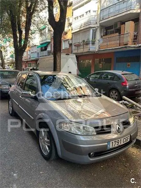 2003 Renault Megane