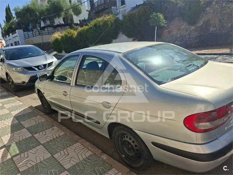 2003 Renault Megane