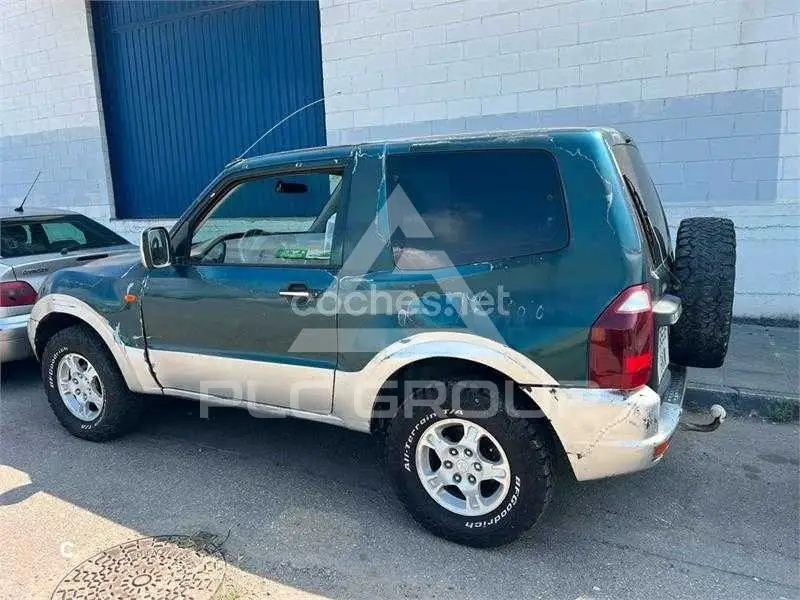 2004 Mitsubishi MONTERO