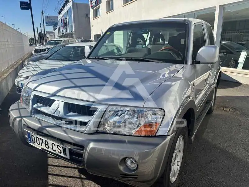 2004 Mitsubishi MONTERO