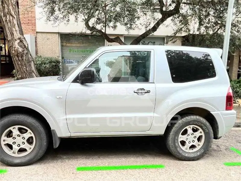 2004 Mitsubishi MONTERO