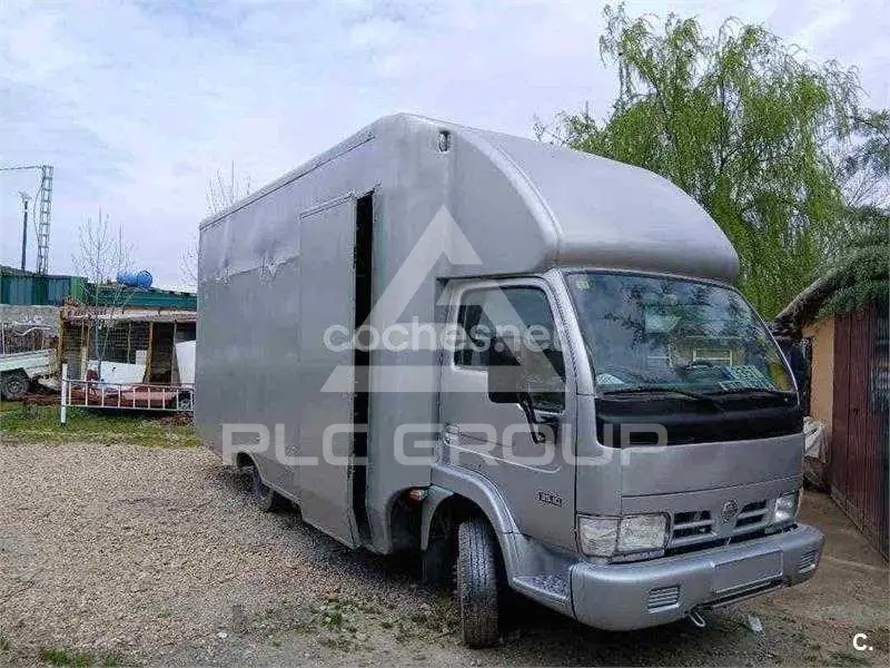 2004 Nissan CABSTAR