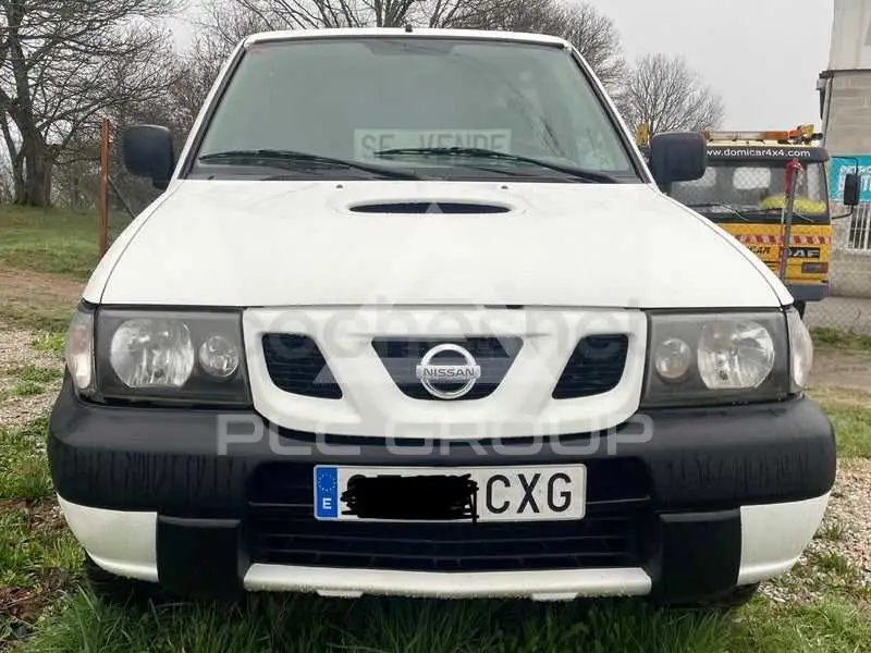 2004 Nissan Terrano