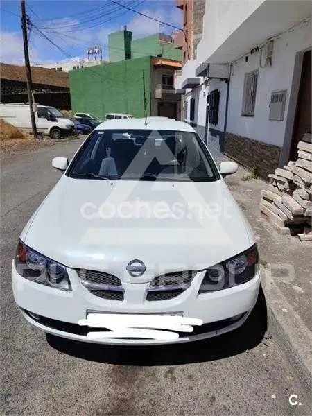 2004 Nissan ALMERA TINO