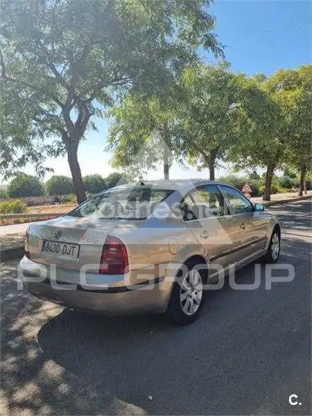 2004 Skoda Superb