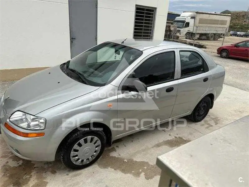 2004 GM Daewoo 