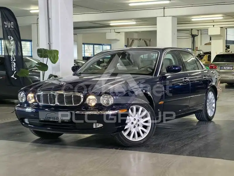 2004 Jaguar XJ
