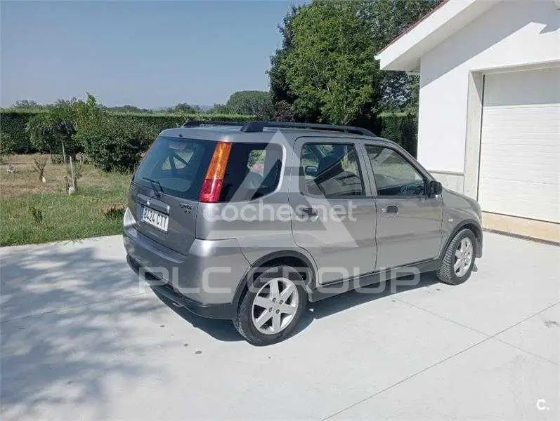 2004 Suzuki Ignis