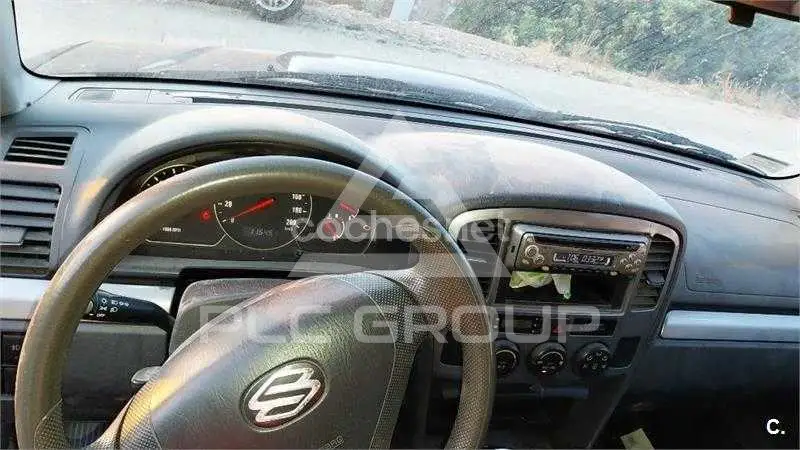 2004 Suzuki Grand Vitara