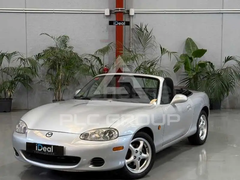 2004 Mazda MX-5