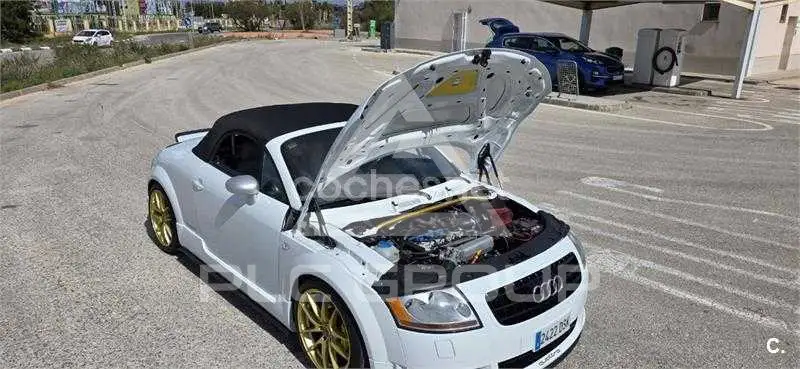 2004 Audi TT