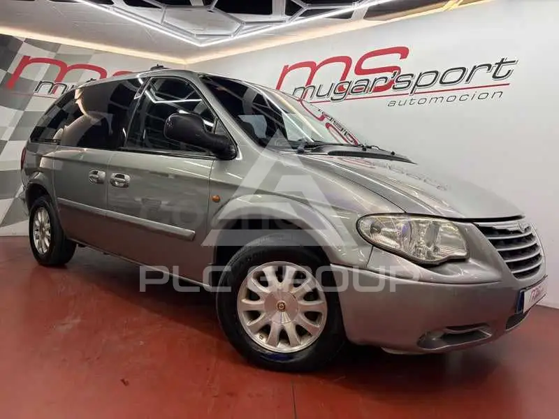 2004 Chrysler Grand Voyager