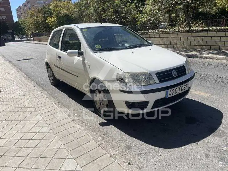 2004 Fiat Punto