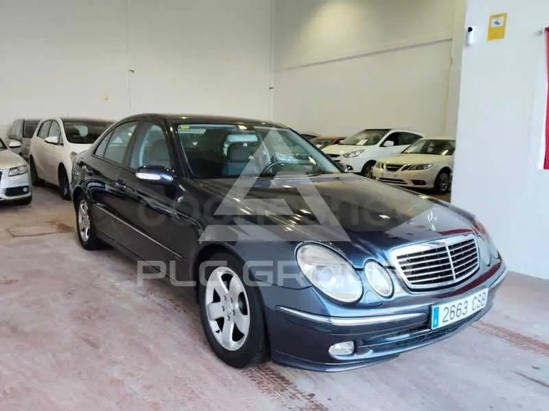 2004 Mercedes Benz E-Class