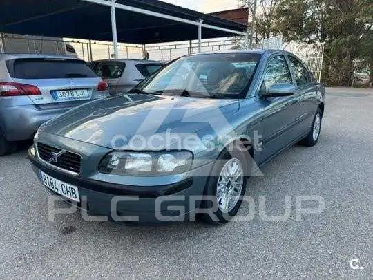 2004 Volvo S60