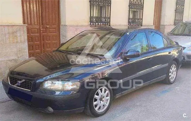 2004 Volvo S60