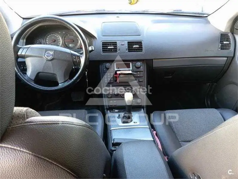 2004 Volvo XC90