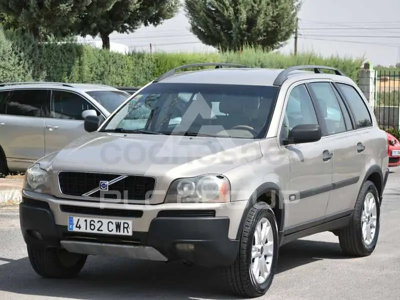 2004 Volvo XC90