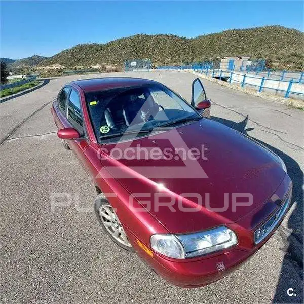 2004 Volvo S80
