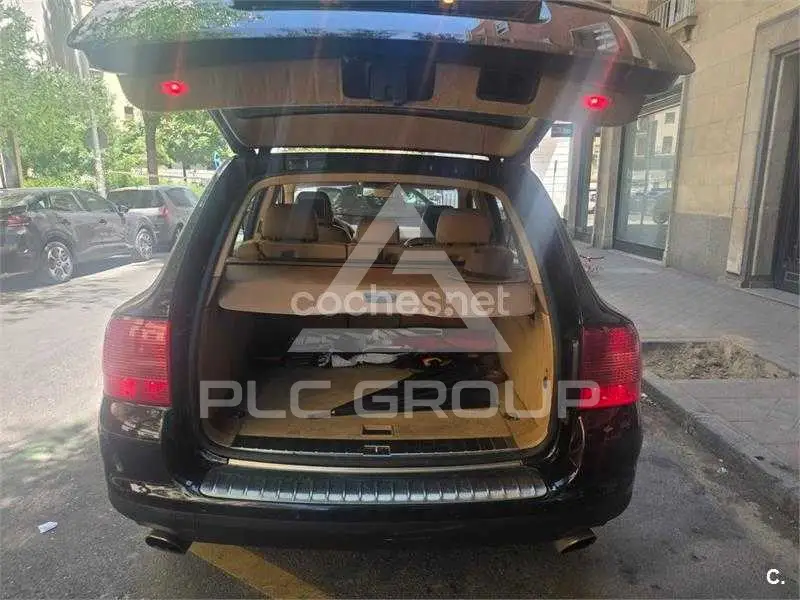 2004 Porsche Cayenne