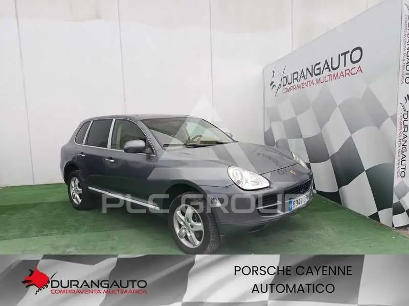 2004 Porsche Cayenne
