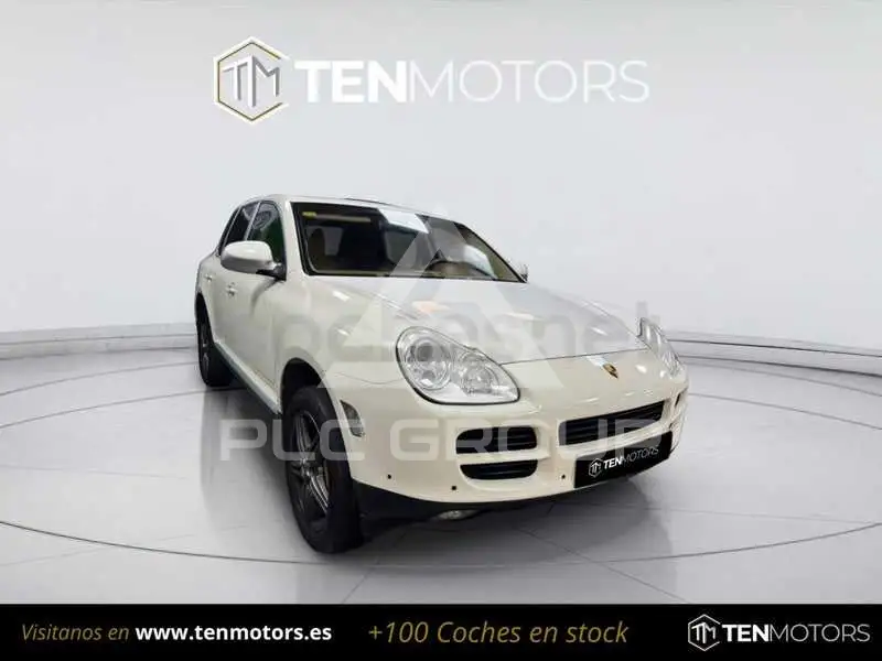 2004 Porsche Cayenne