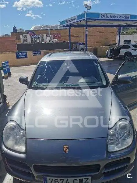 2004 Porsche Cayenne