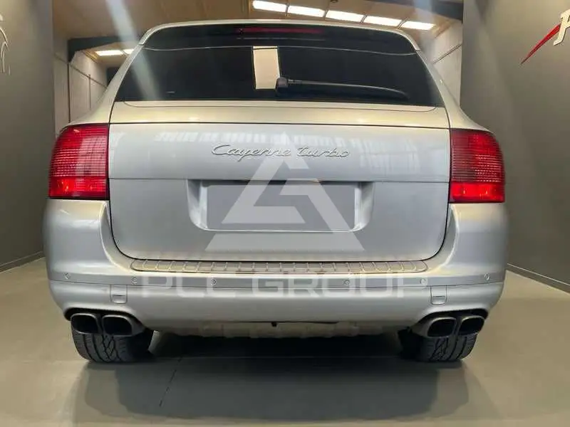 2004 Porsche Cayenne