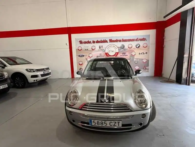 2004 Mini COOPER