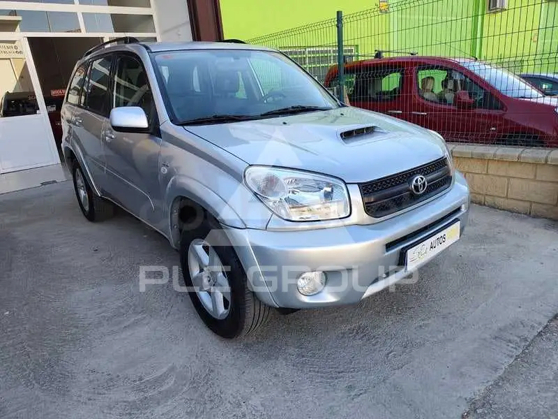 2004 Toyota RAV4