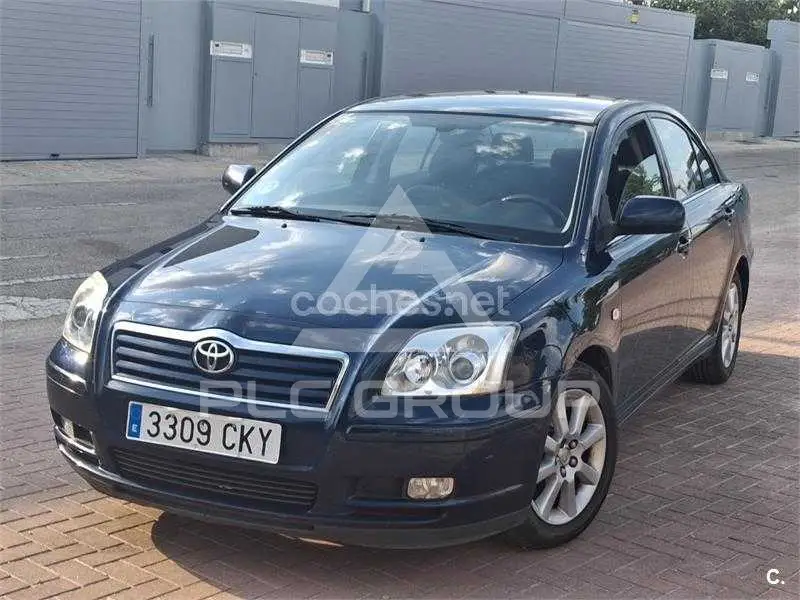 2004 Toyota Avensis